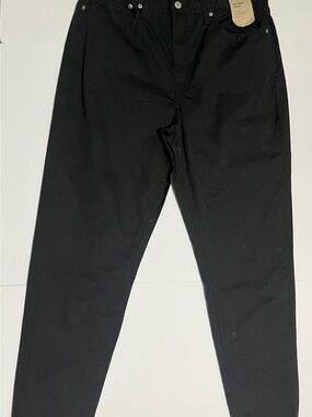 Levi's BLACK 80s MOM JEANS